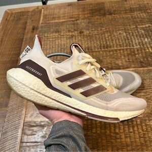 Adidas Ultraboost 21 Mississippi State Bulldogs Mens Size 13 Running Shoes